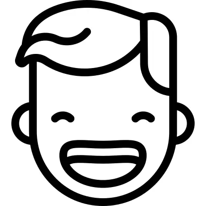 男孩幸福的微笑