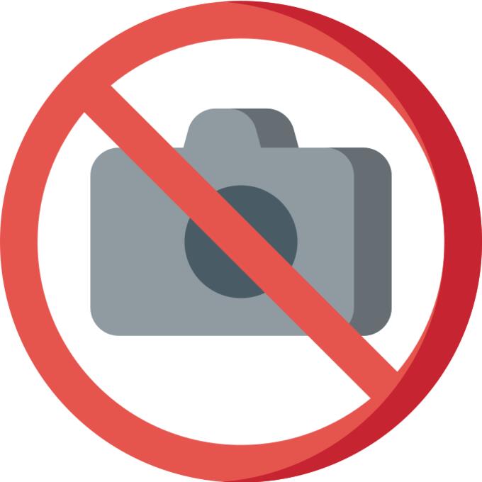 No photo