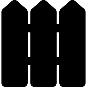 有三块木板的篱笆