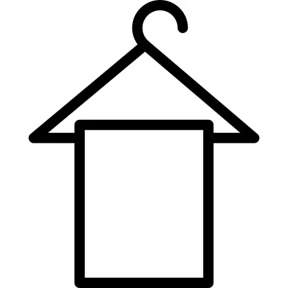 毛巾挂在衣架上