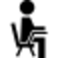 椅子的学生从侧视图