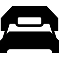 带枕头的双人床